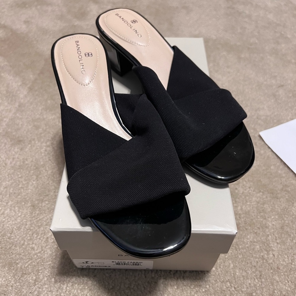 NWT Bandolino Caddie 2 Sandal in Black Fabric Size 7